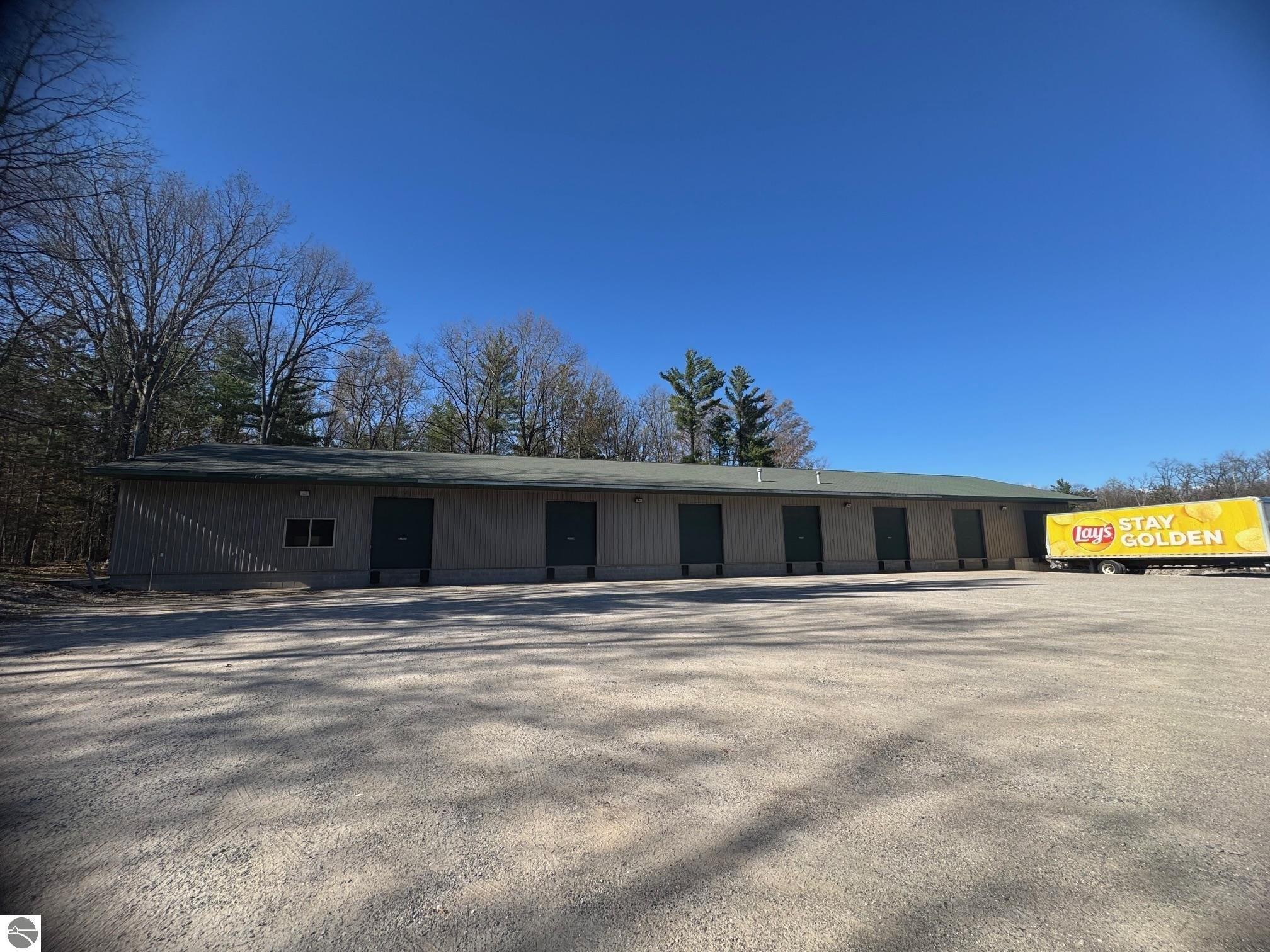Property Image for 618 W Branch Road