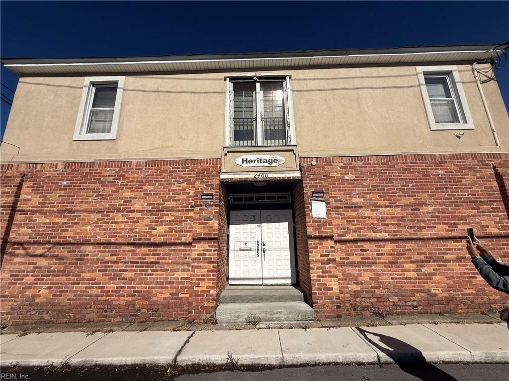 Property Image for 2400 Kimball Terrace