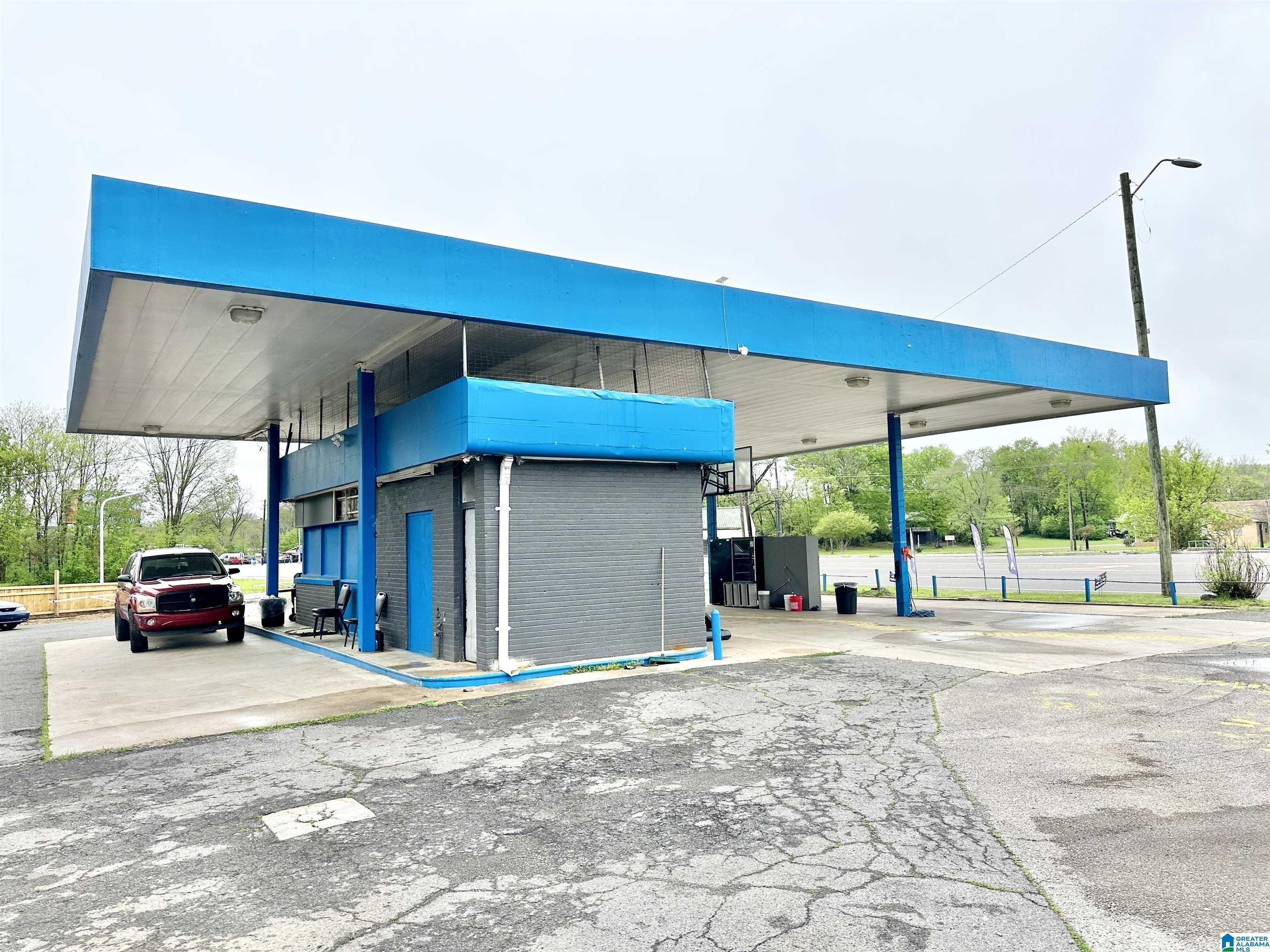 Property Image for 8701 N 1st Avenue