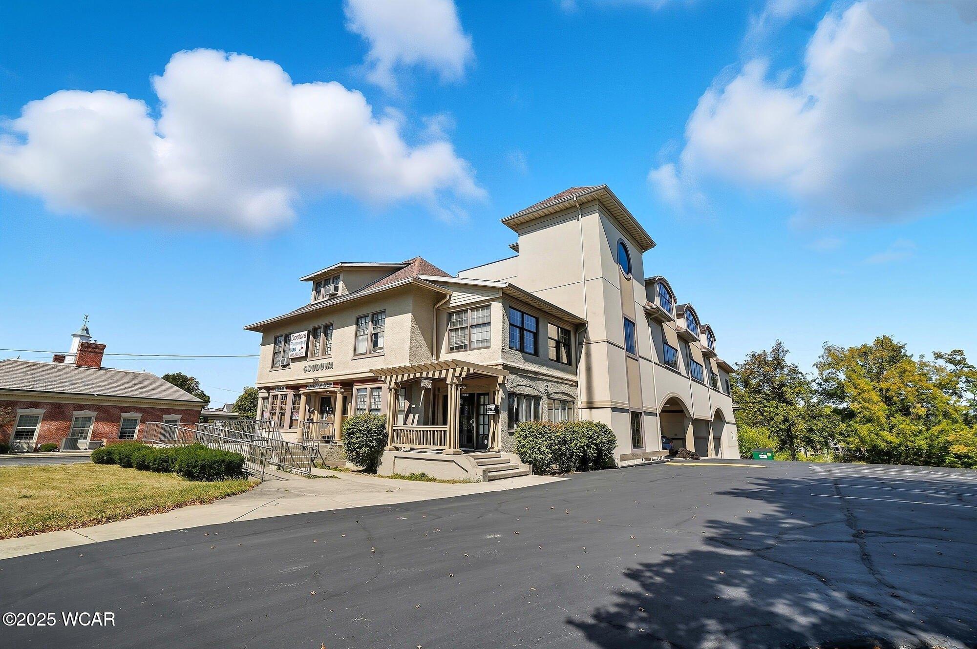 Property Image for 916-920 W Market Street