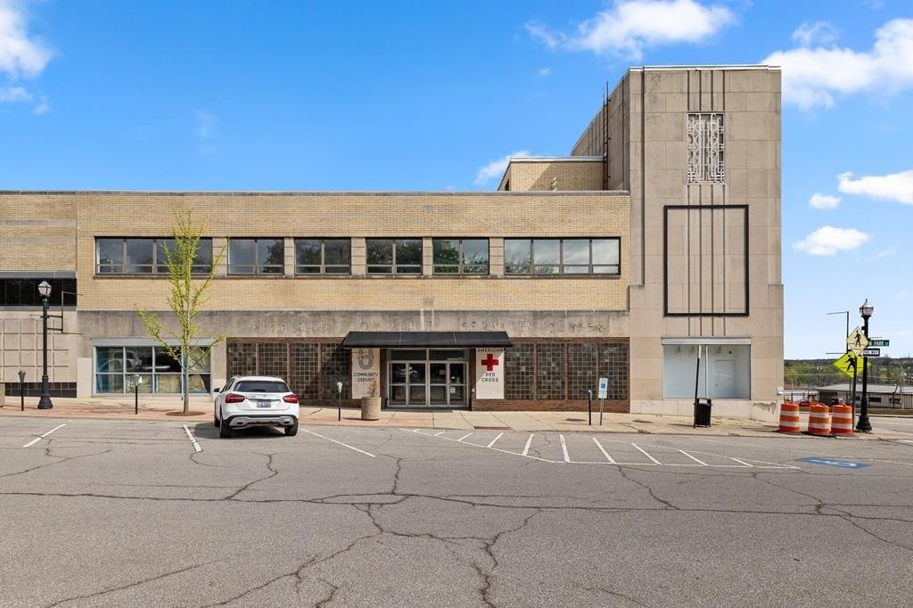 Property Image for 35 N Park St