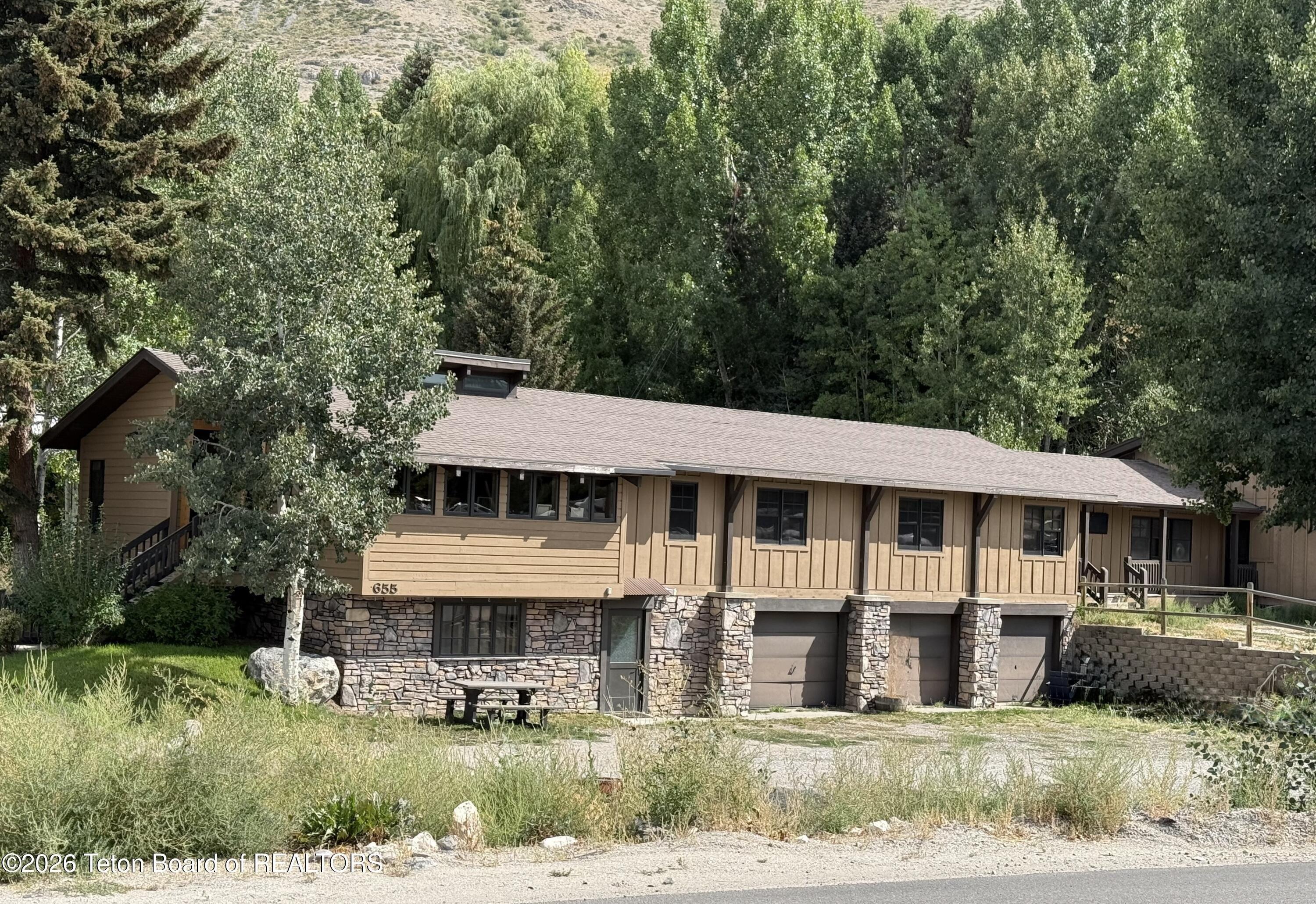 Property Image for 655 DEER Drive