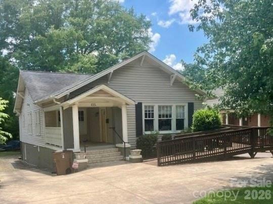 Property Image for 415 W Warren Street
