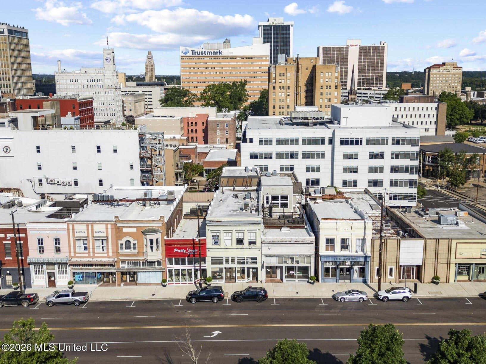 Property Image for 117 N State Street lot: 21