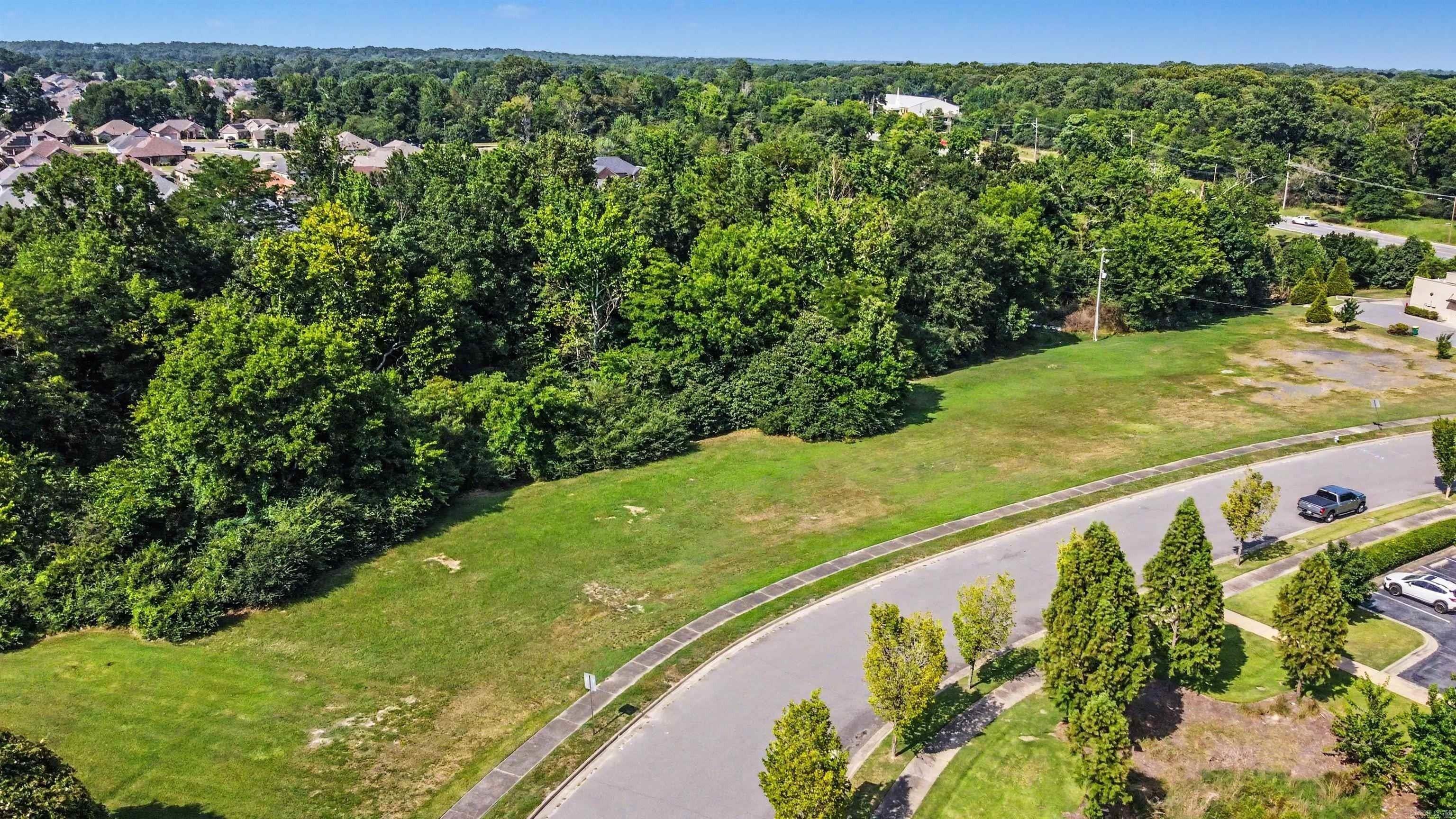 Property Image for 14 Otter Creek Ct, Little Rock, AR 72210