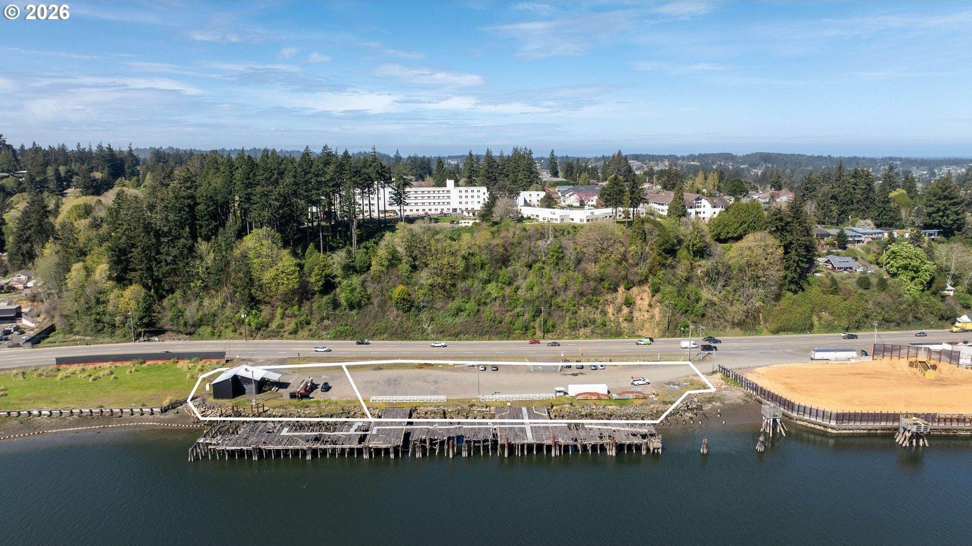 Property Image for 2580 N Bayshore Dr