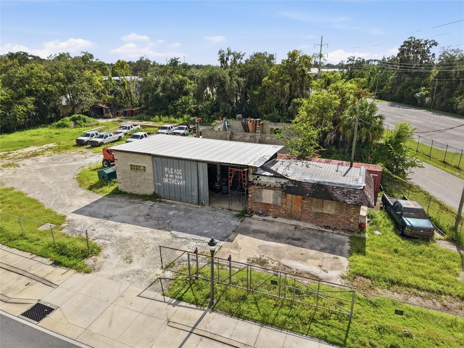 Property Image for 916 SE 4TH Street