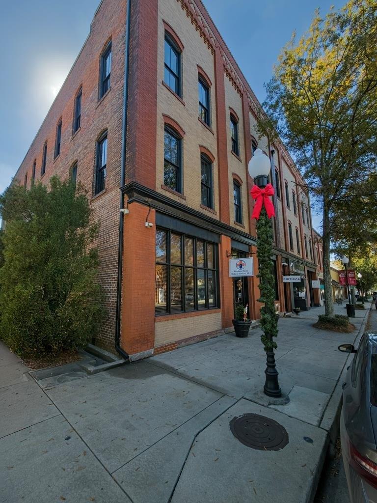 Property Image for 105-111 Central Avenue