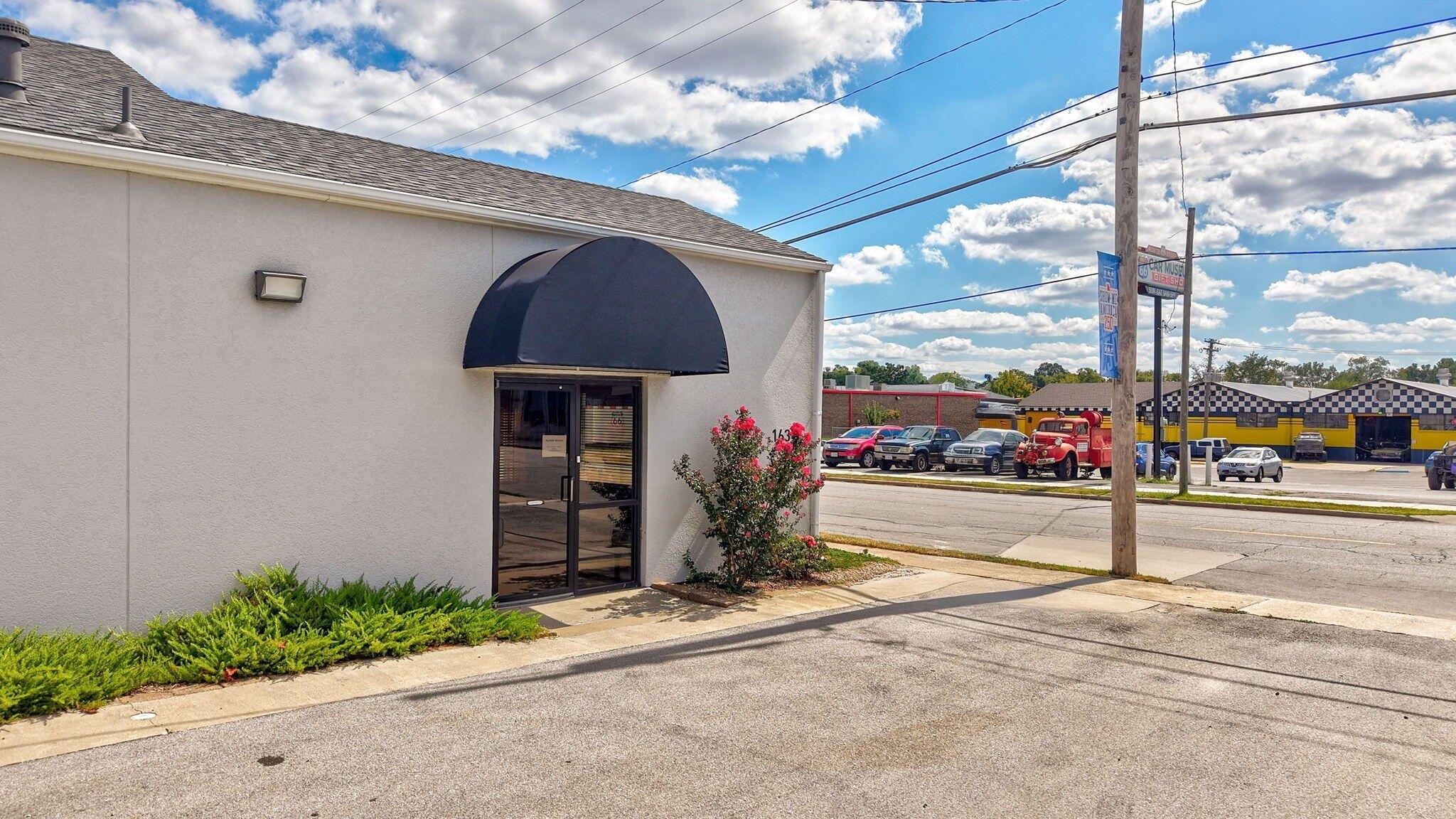 Property Image for 1637 W College Street