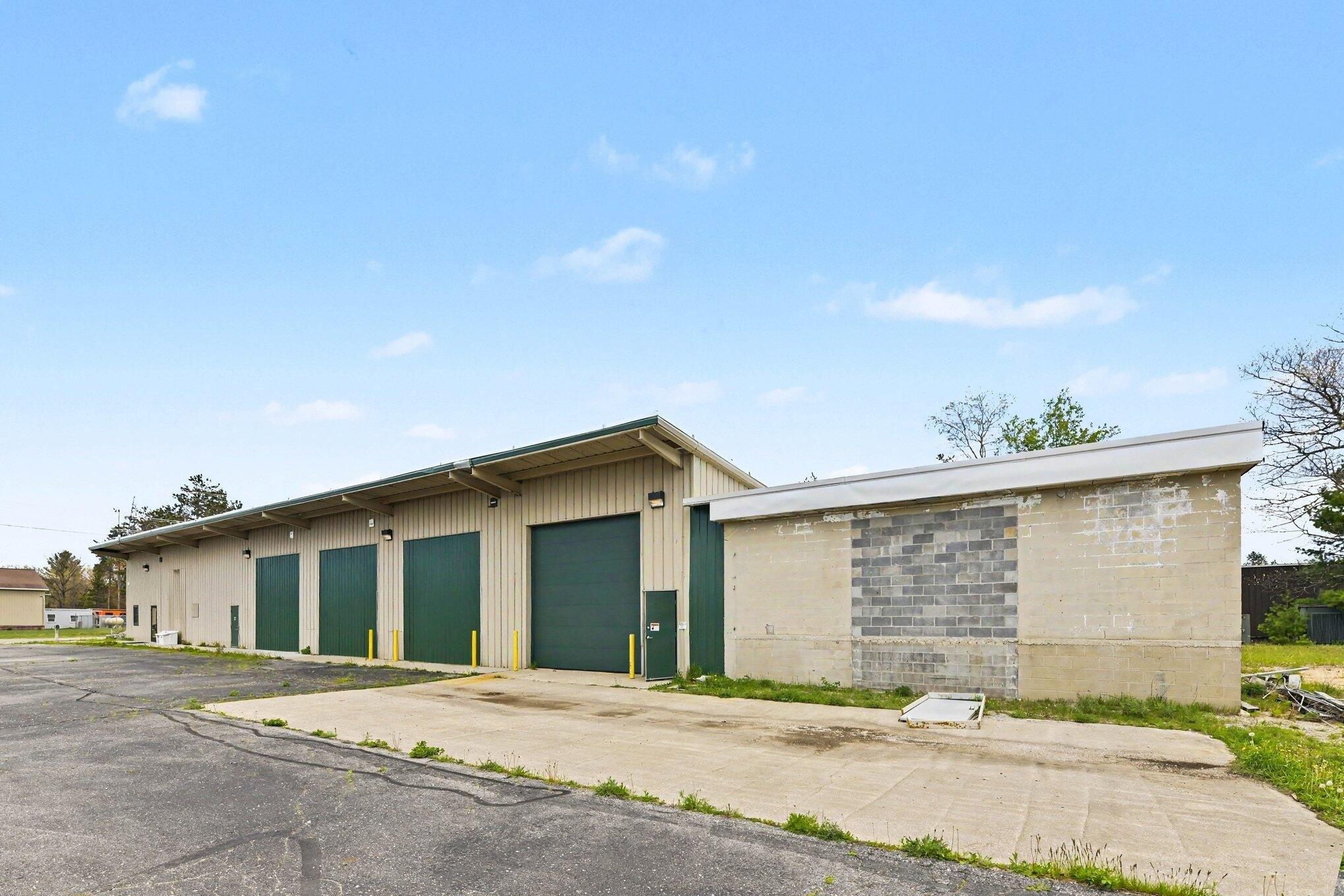 Property Image for 490 E Dresden Street