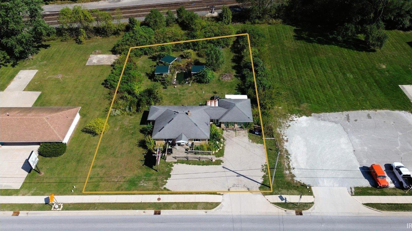 Property Image for 23957 Us 33