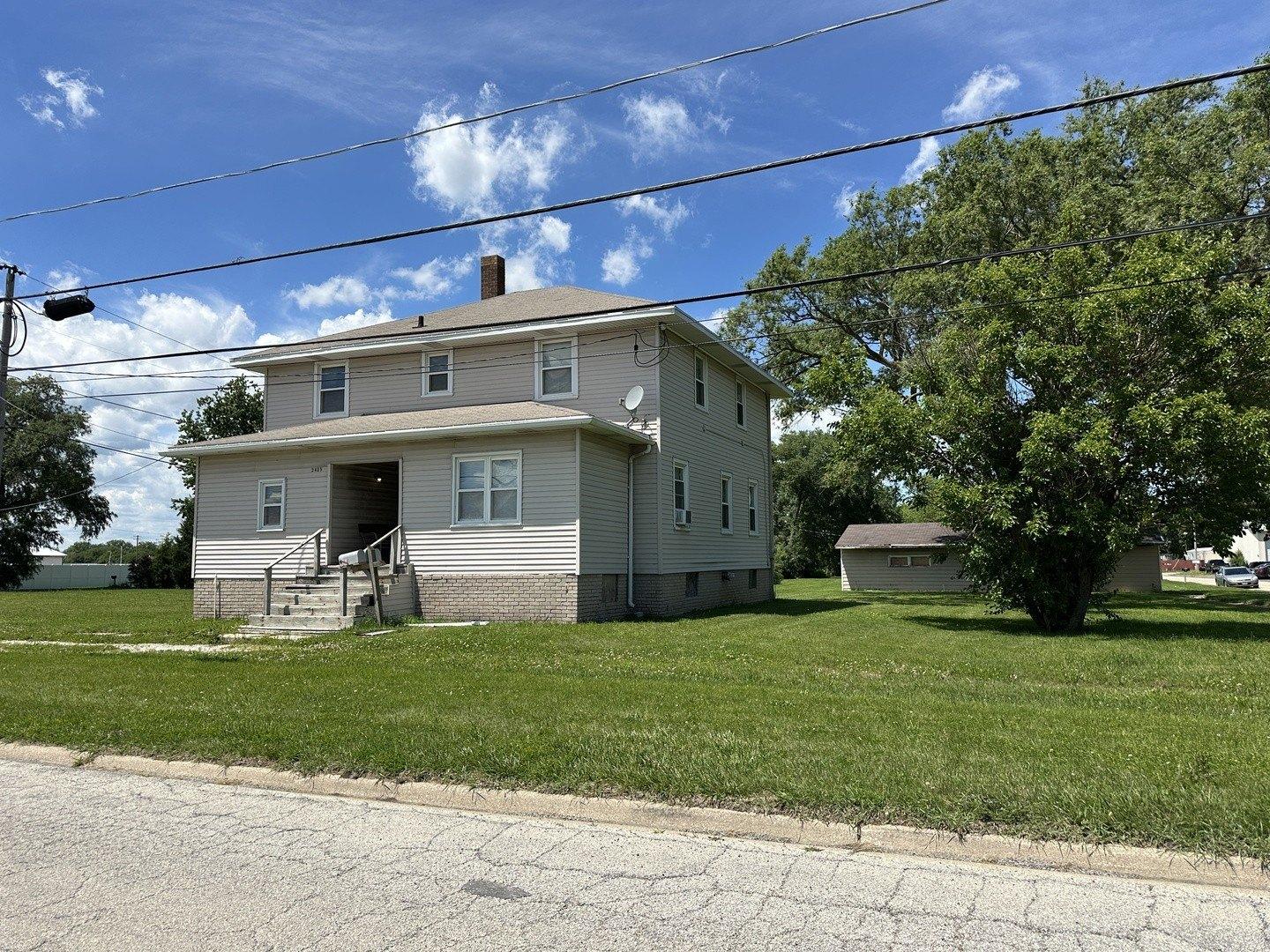 Property Image for 2405 E Court Street
