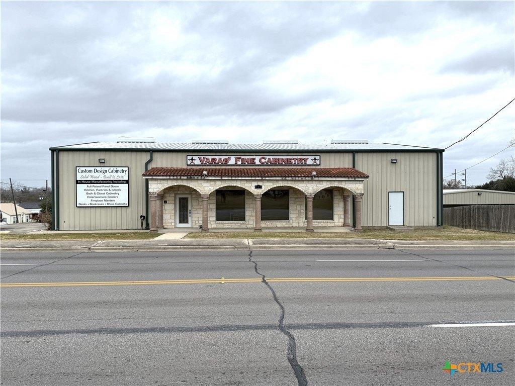 Property Image for 207 S Moody Street