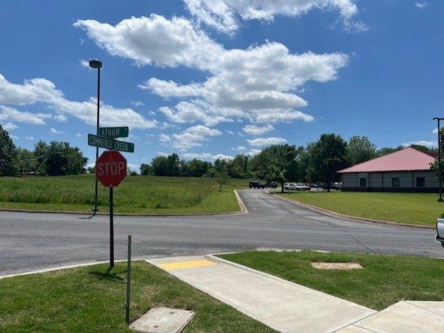 Property Image for 325 S 6th Street