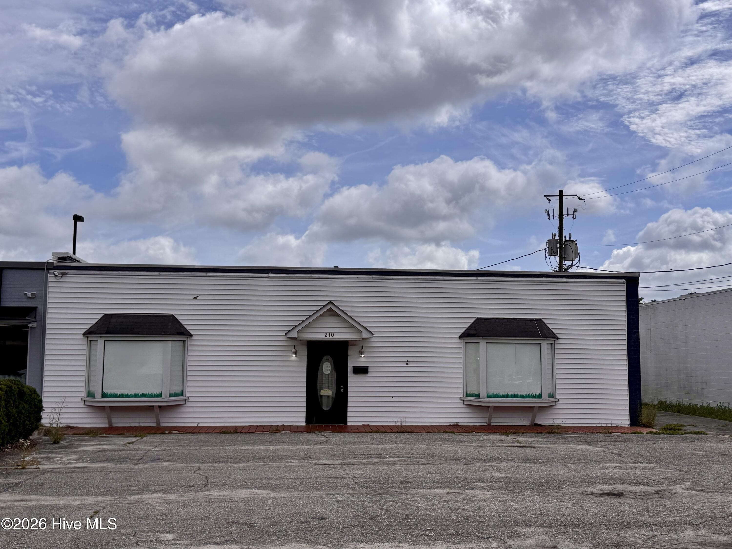 Property Image for 210 Henderson Drive