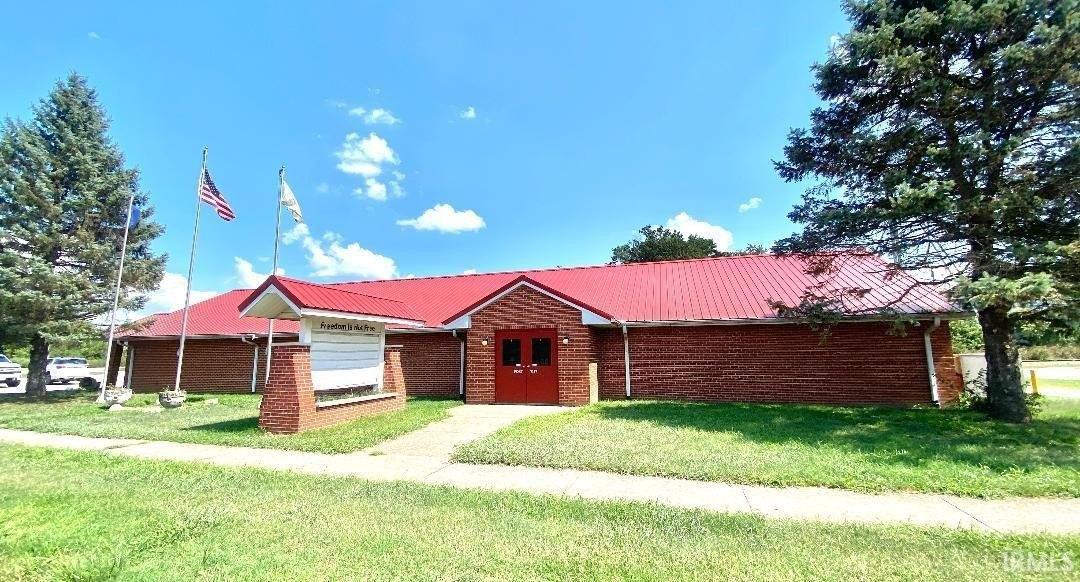 Property Image for 25 N Commercial Street