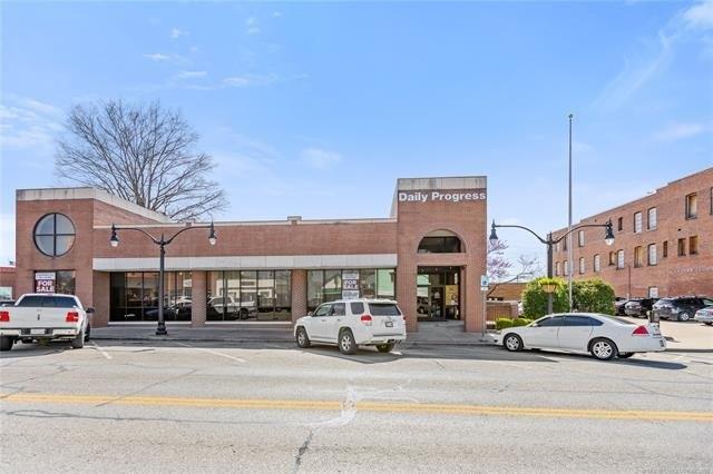 Property Image for 315 W Will Rogers Boulevard