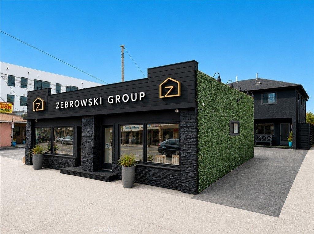 Property Image for 323 Culver Boulevard