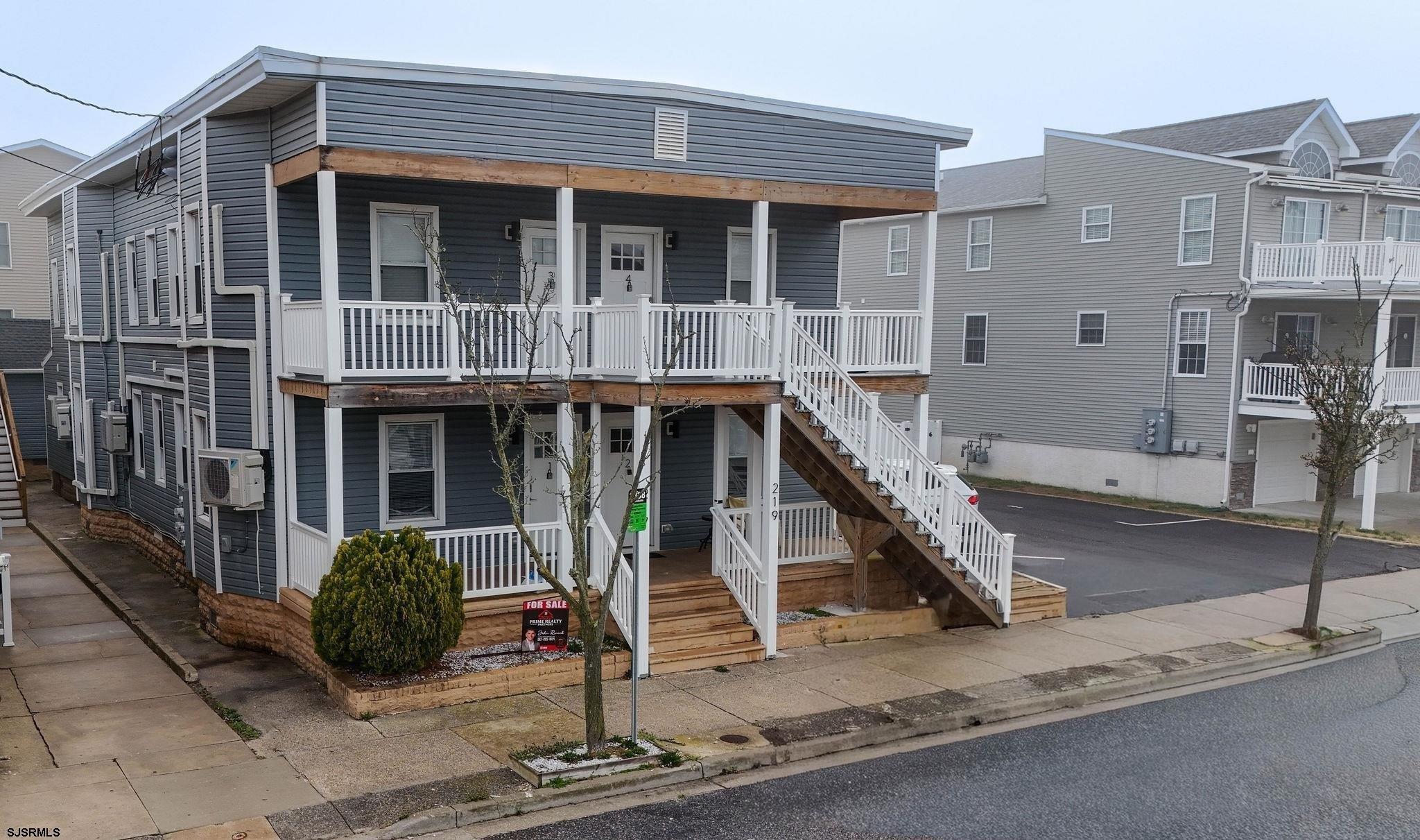 Property Image for 217-221 E Burk Ave
