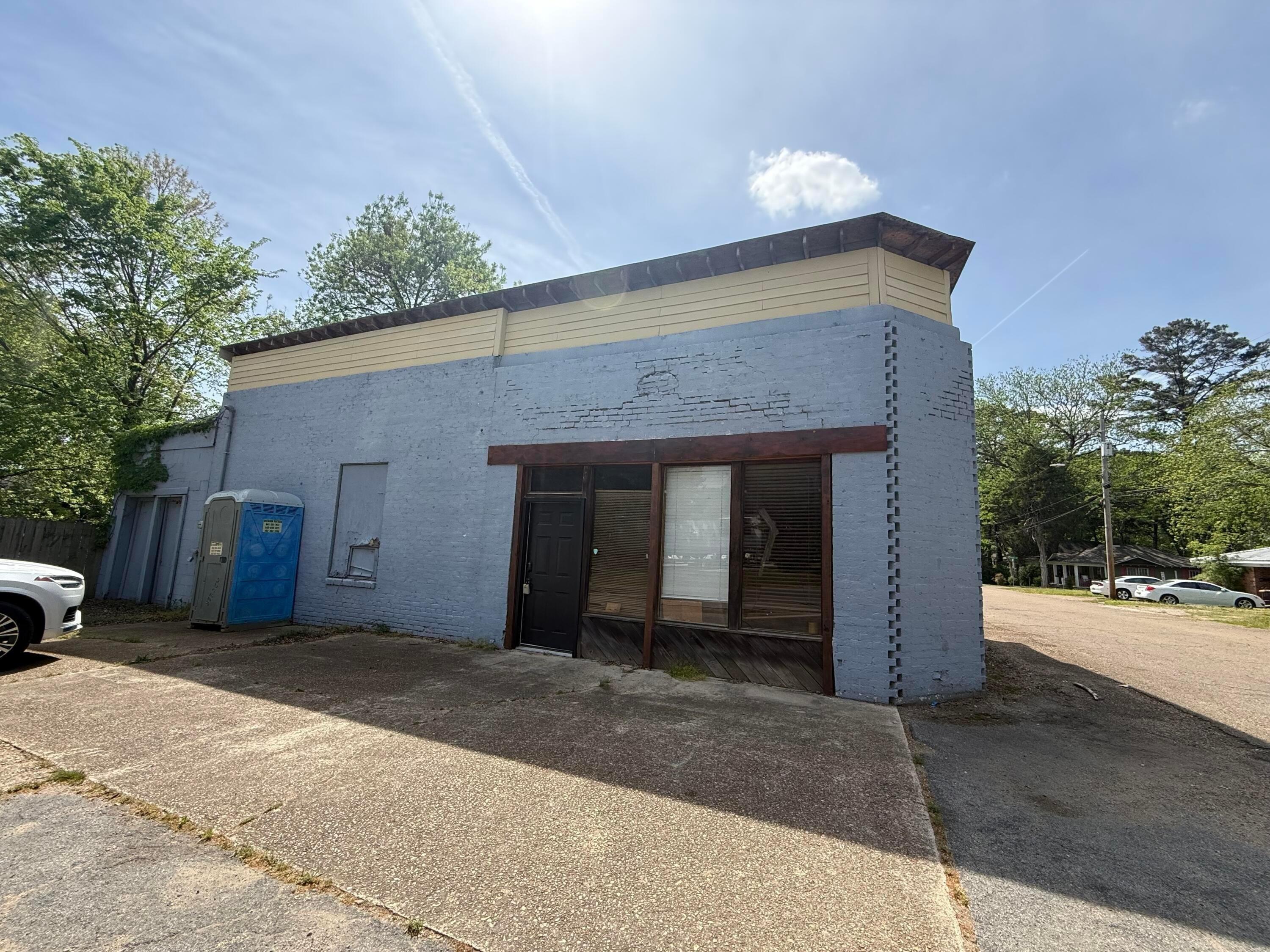 Property Image for 511 S Green St, Tupelo, MS 38804