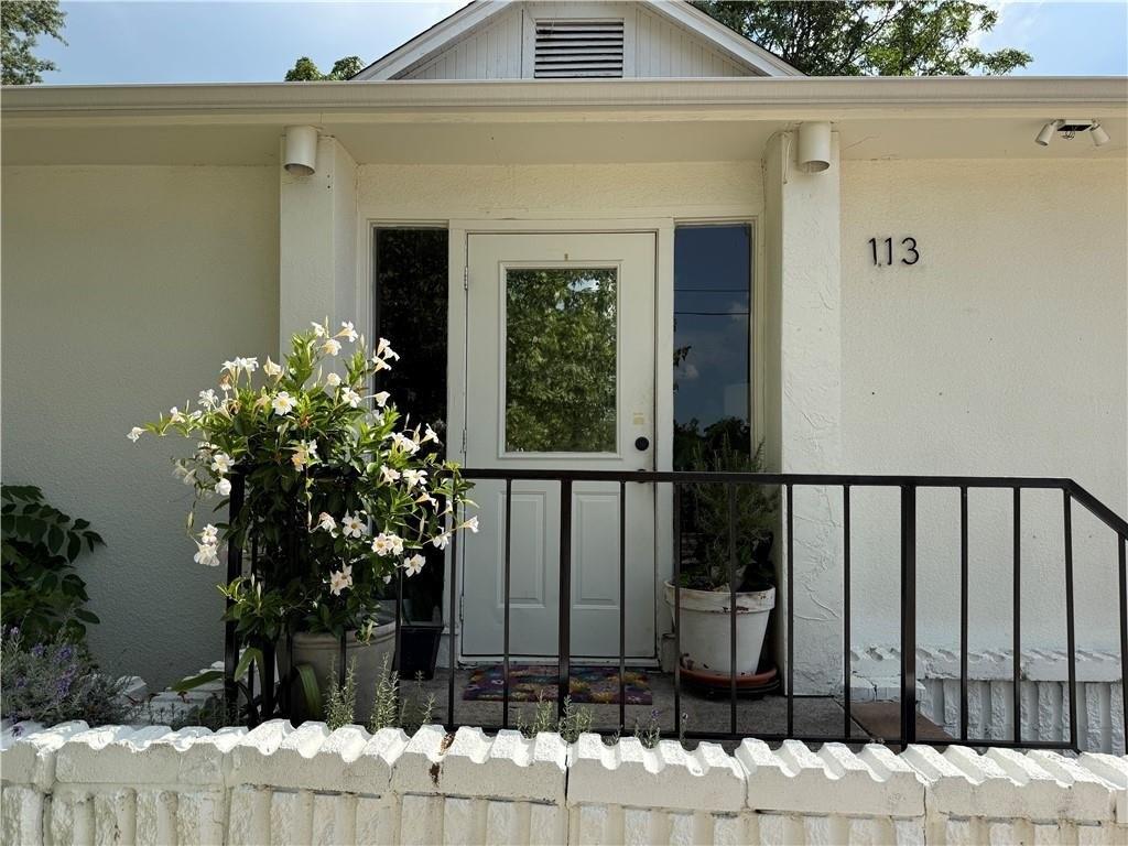 Property Image for 113 & 115  E Davidson  ST