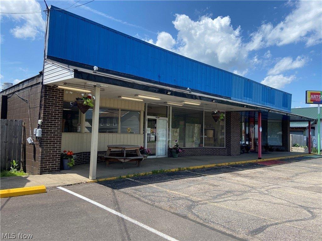 Property Image for 304 S College Street