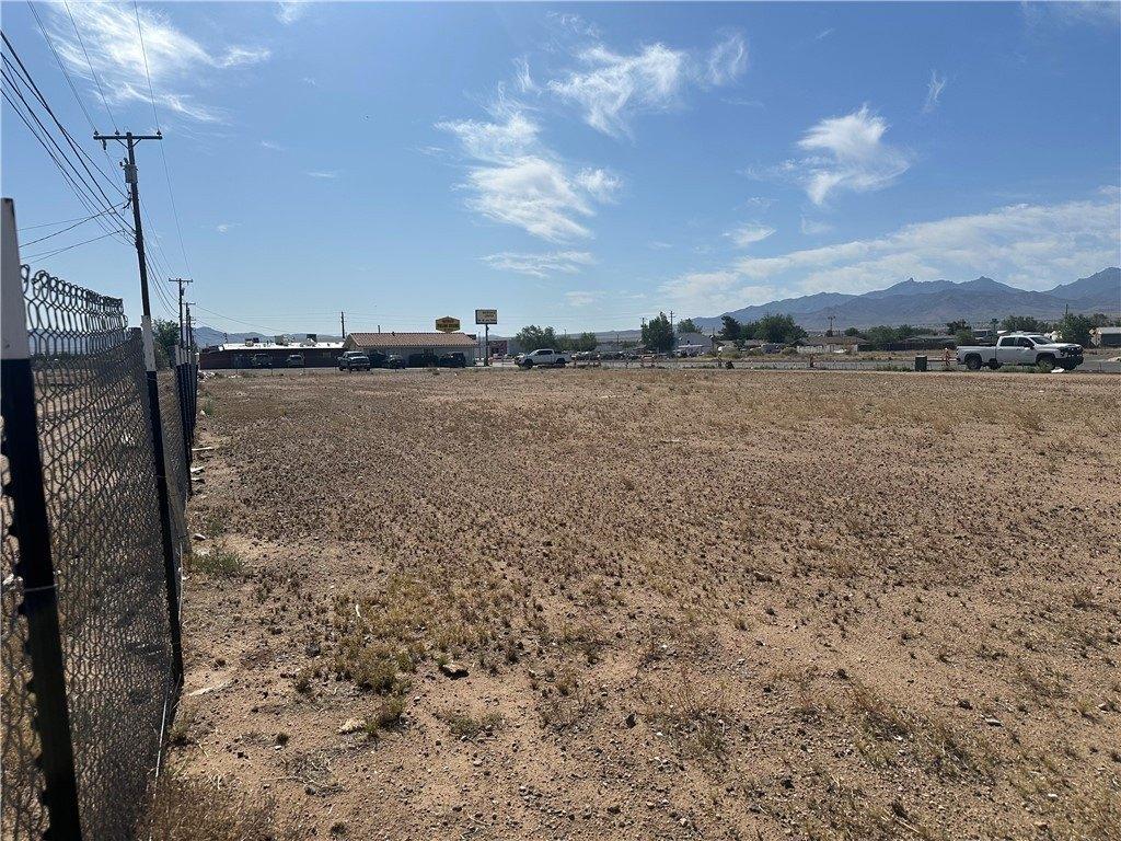 Property Image for 2695 E Northern Avenue