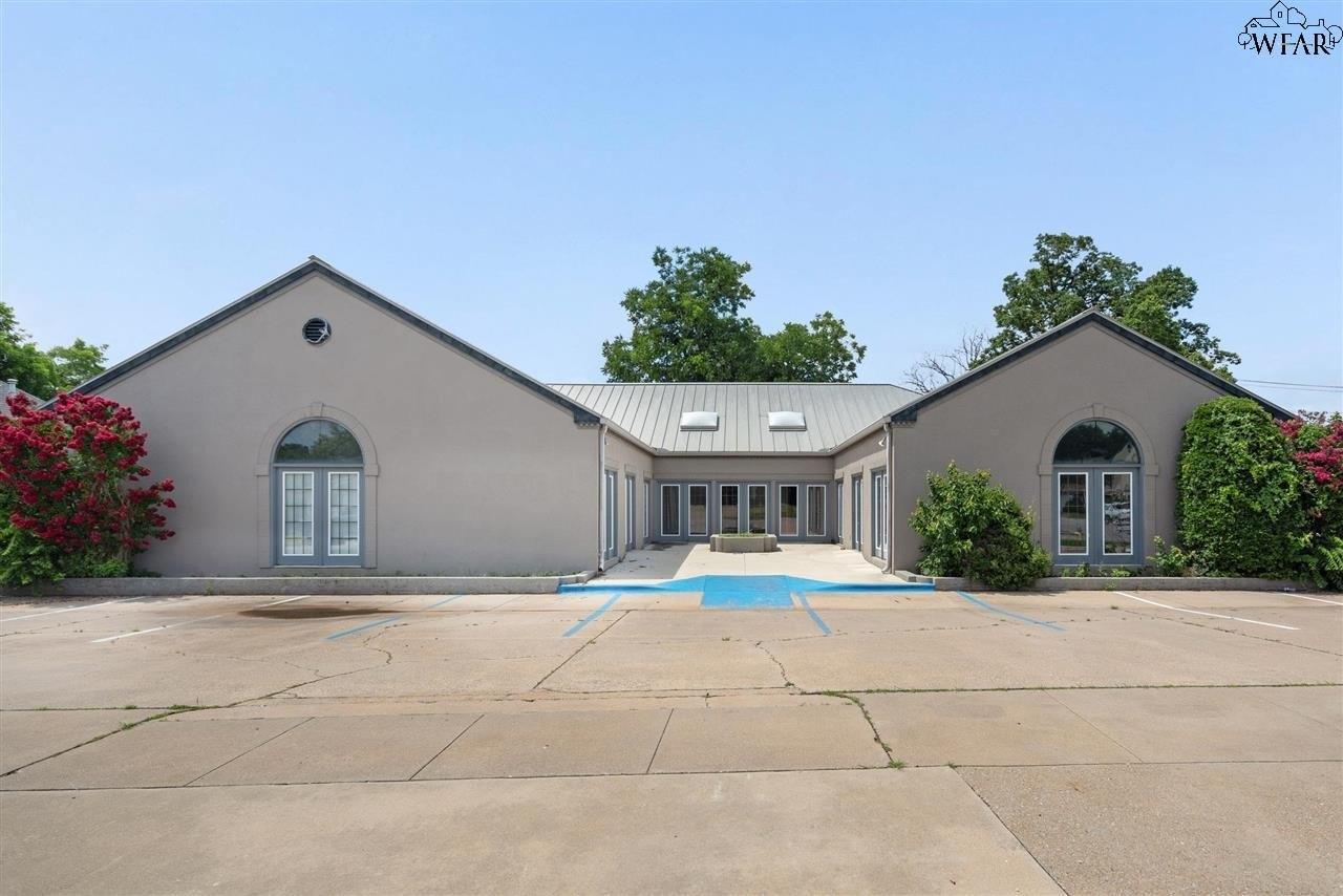 Property Image for 1501 Brook Avenue