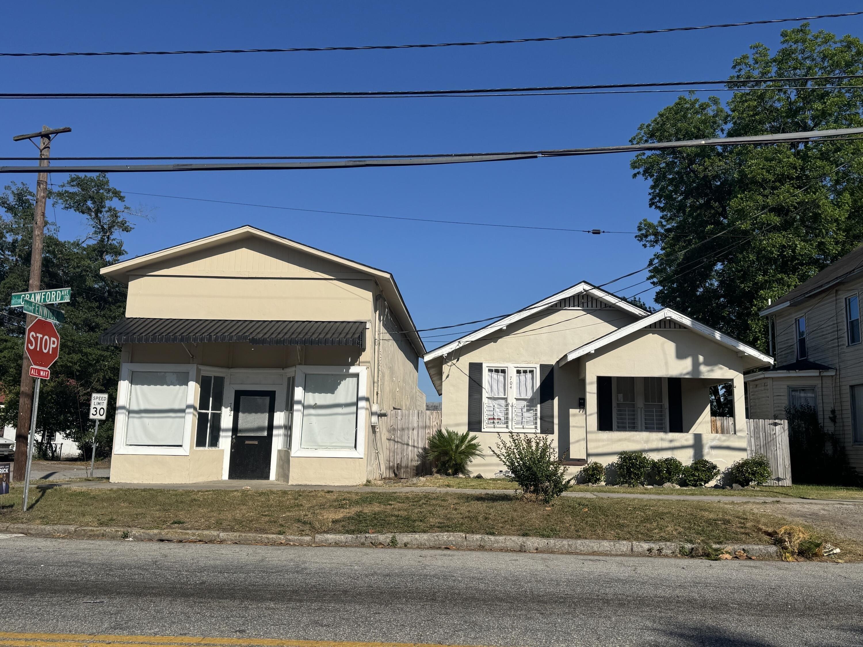 Property Image for 702 Crawford Avenue