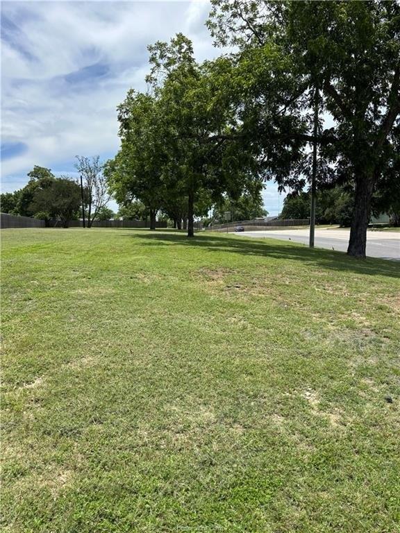 Property Image for 901, 905, 411 W St Hwy 21