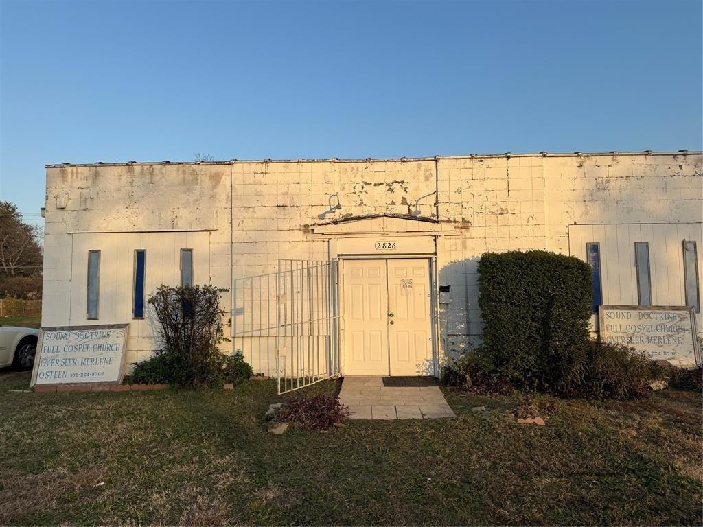 Property Image for 2826 & 2830 S Beckley Avenue