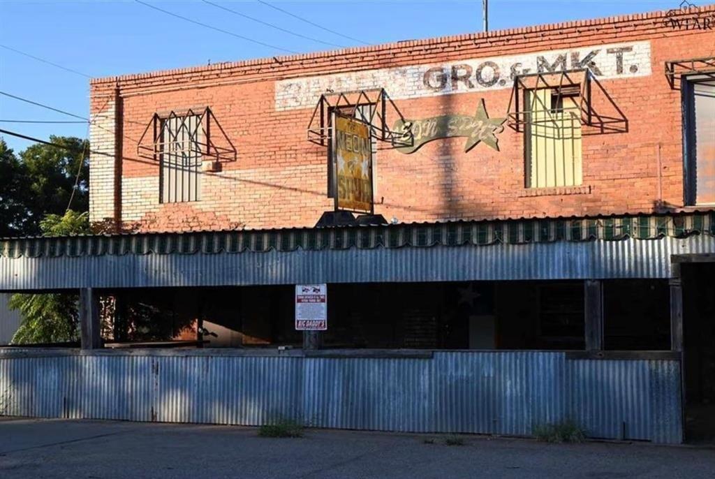 Property Image for 200 N Burnett Street