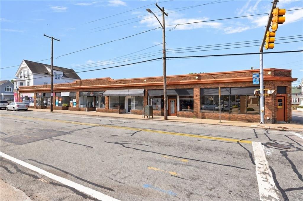 Property Image for 570 Smithfield Avenue 6