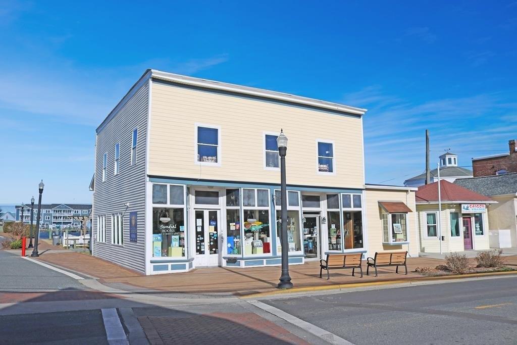 Property Image for 4065 Main St