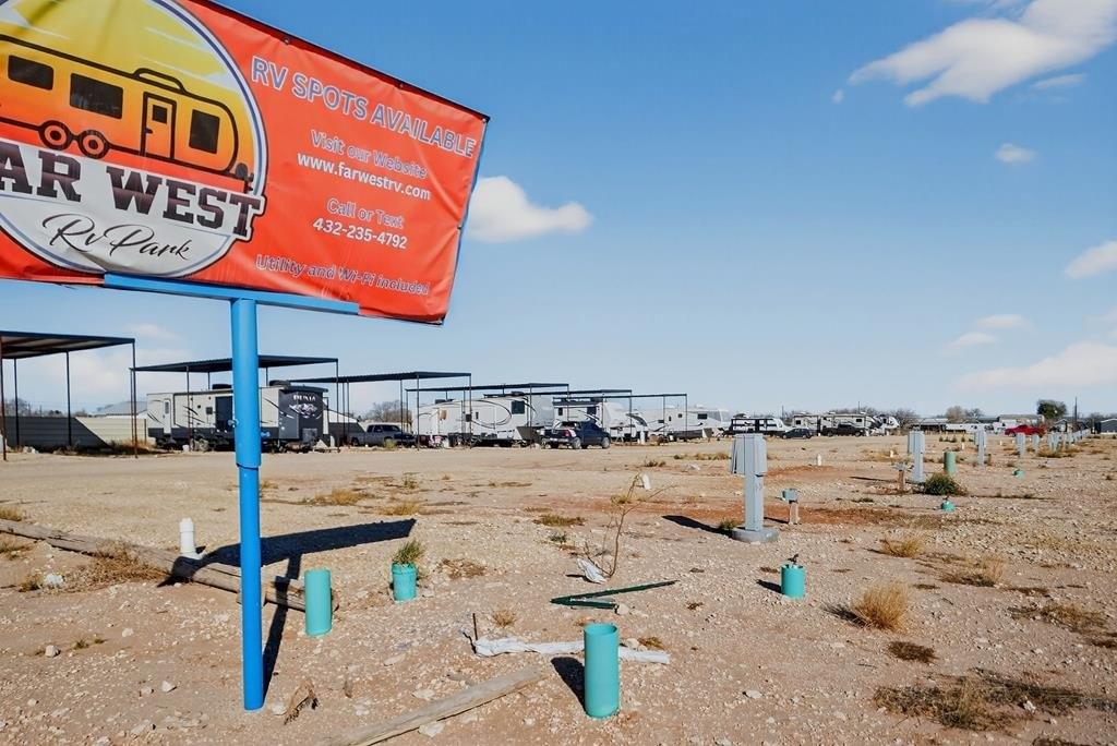 Property Image for 9510 W Westridge Dr