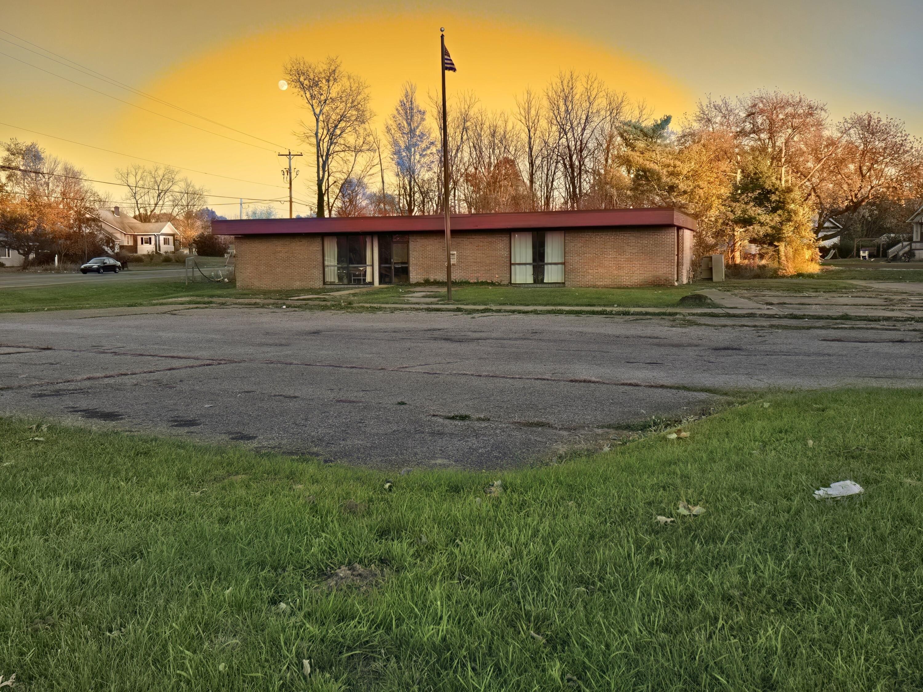 Property Image for 1414 E Michigan Avenue