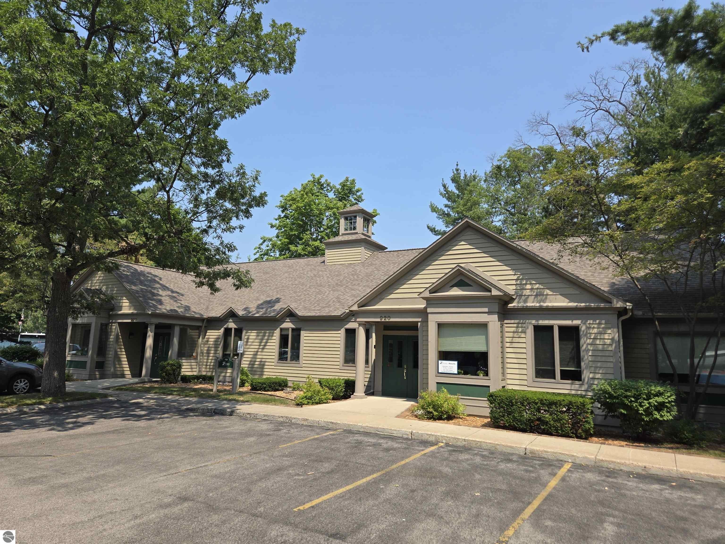 Property Image for 920 S Garfield Avenue 5