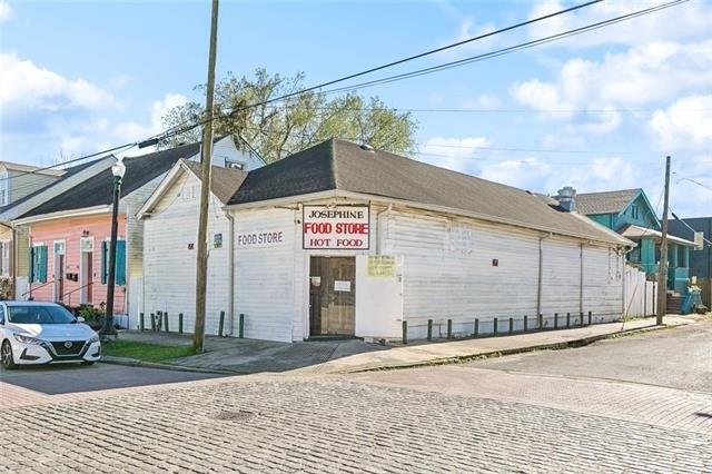 Property Image for 842 JOSEPHINE Street