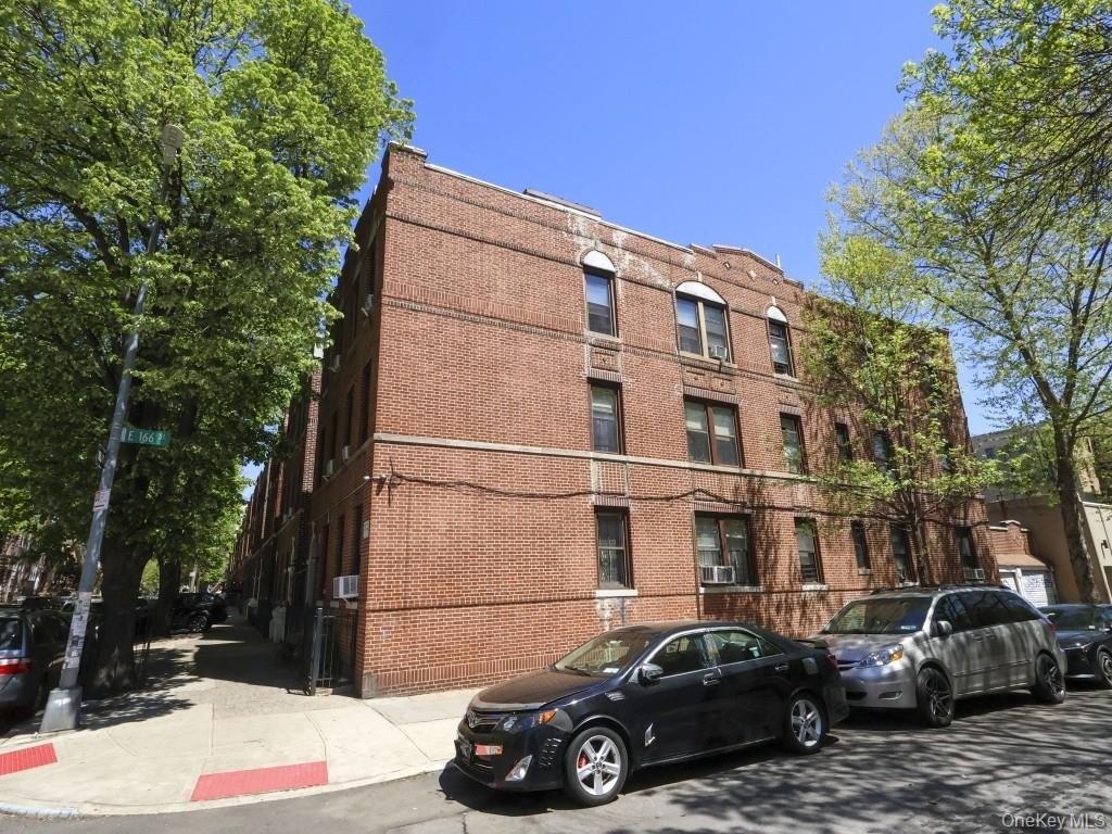 Property Image for 1098 Grant Avenue