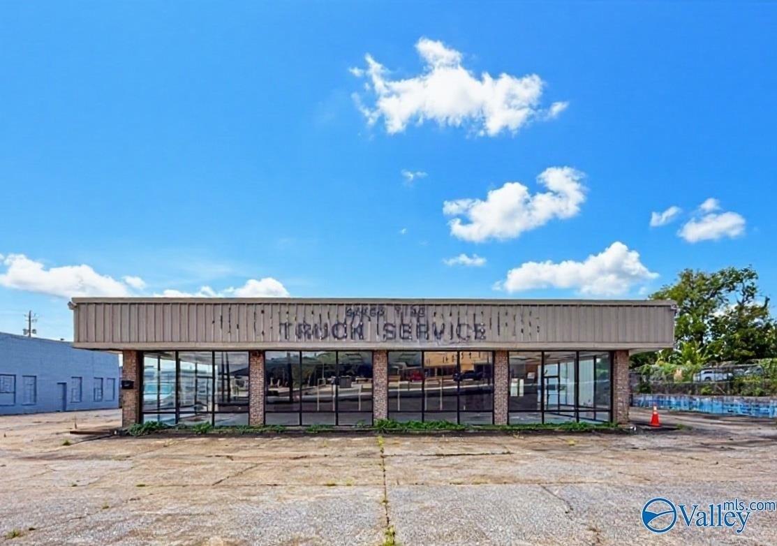 Property Image for 712 Forrest Avenue