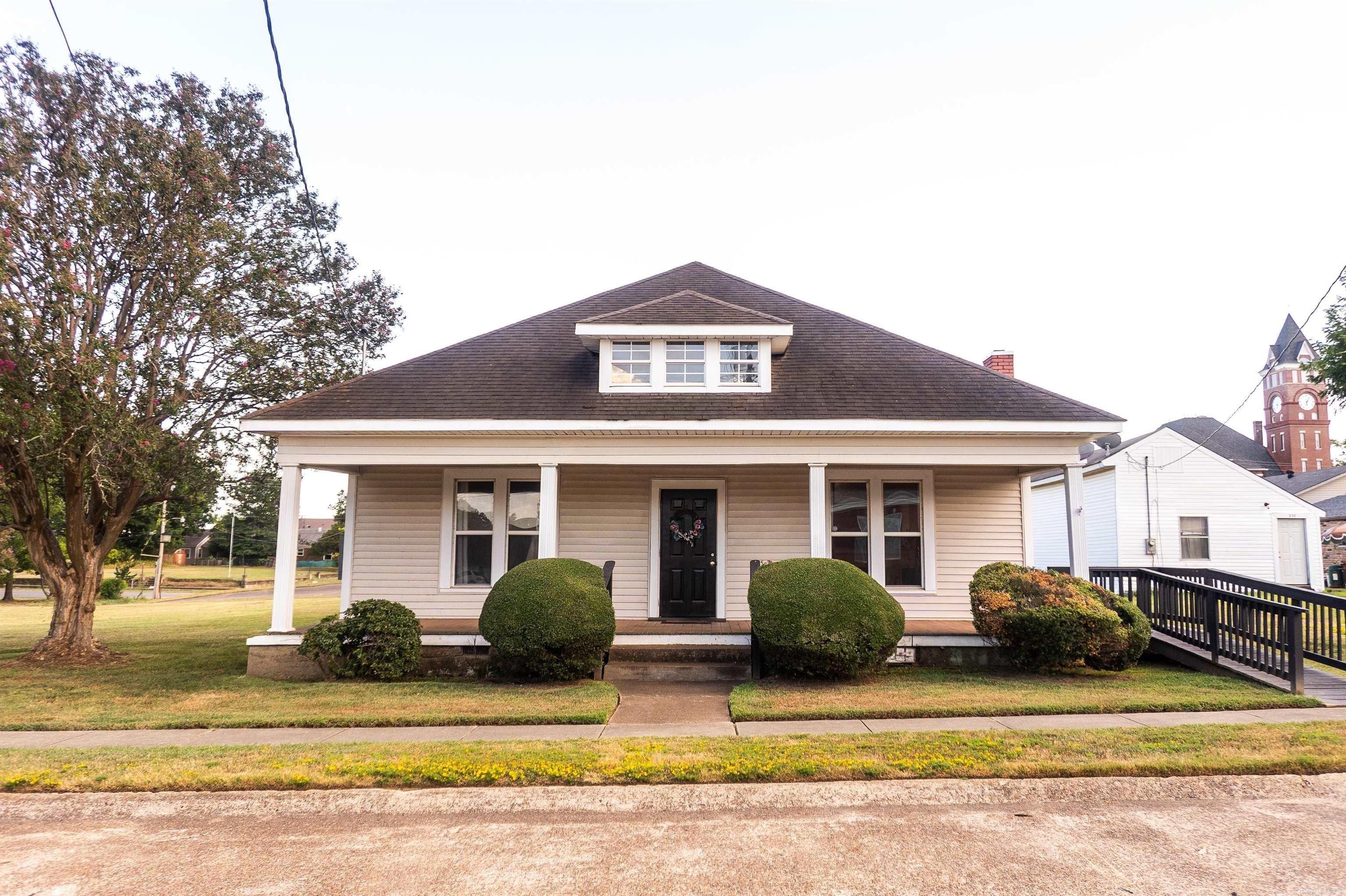 Property Image for 303 & 309 Main Street