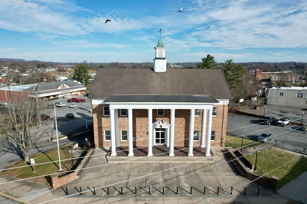 Property Image for 101 E Main Street