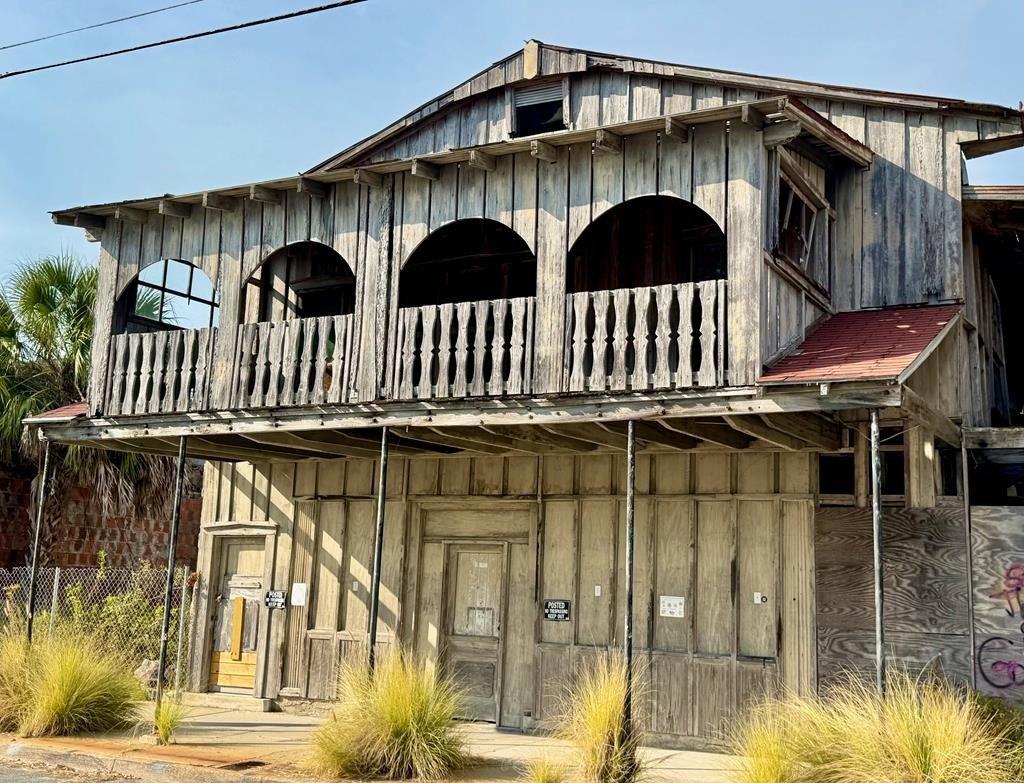 Property Image for 433 2nd St