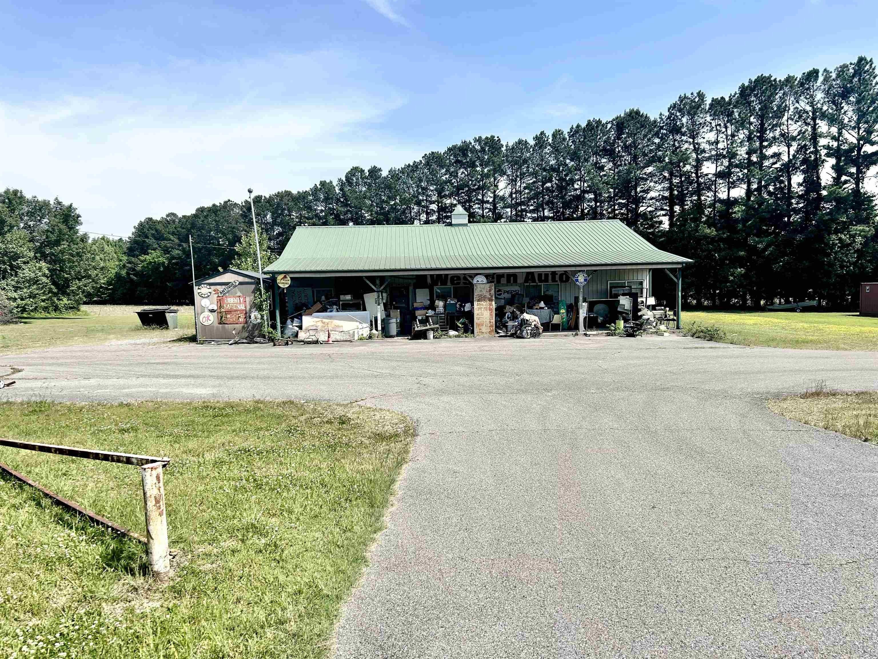 Property Image for 1412 N Hwy 51
