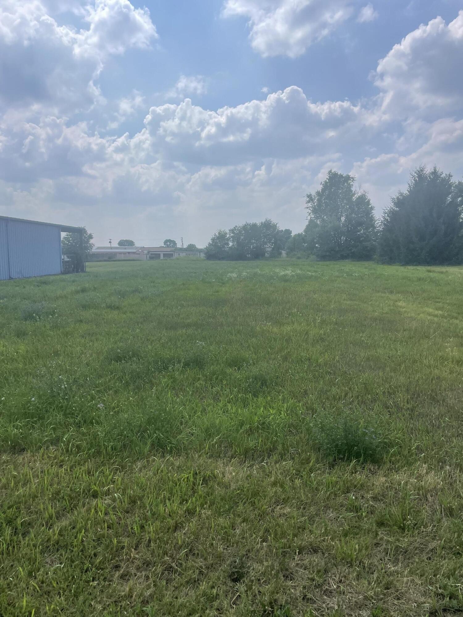 Property Image for 708 N Centerville Road