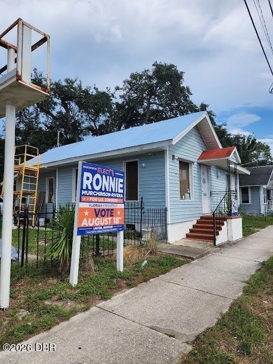 Property Image for 825 S Ridgewood Avenue