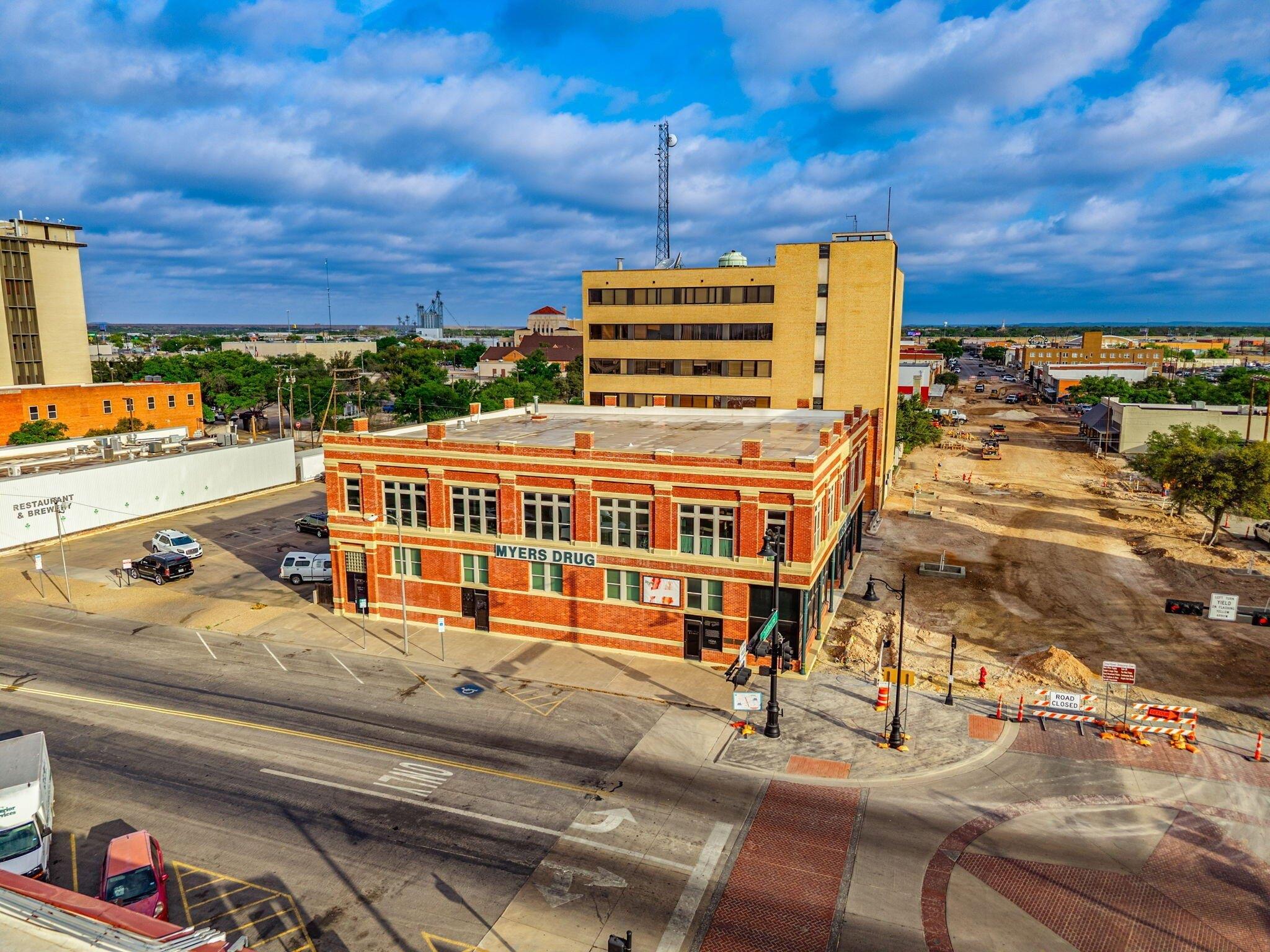 Property Image for 25 S Chadbourne Street