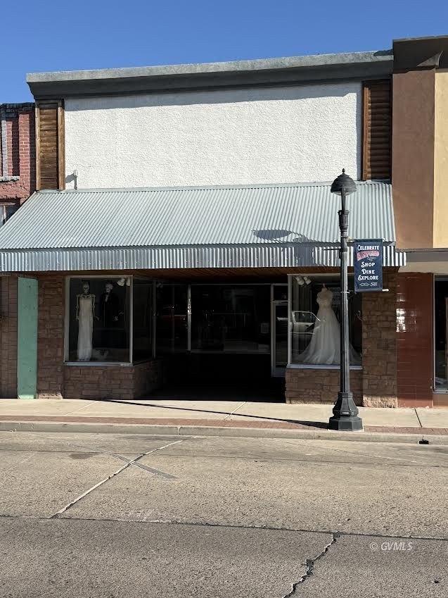 Property Image for 410 W Main St