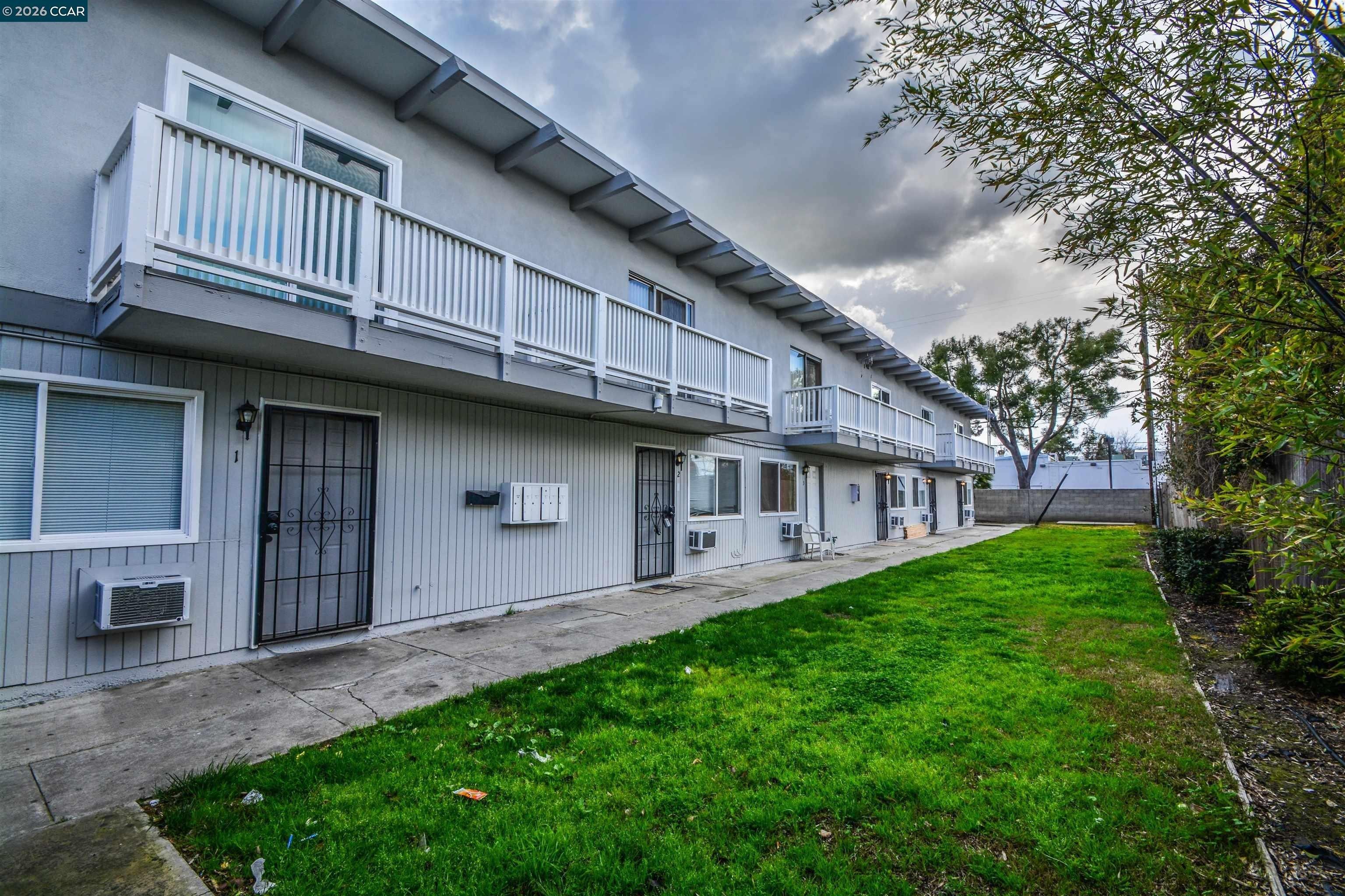 Property Image for 3303 N Franklin Ave