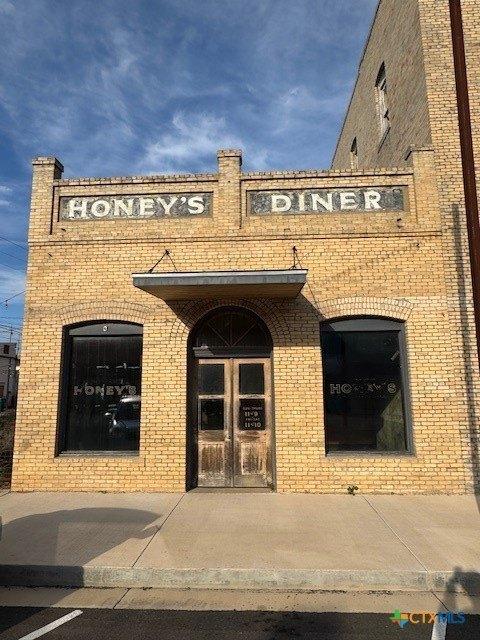 Property Image for 109 NE 2nd Street